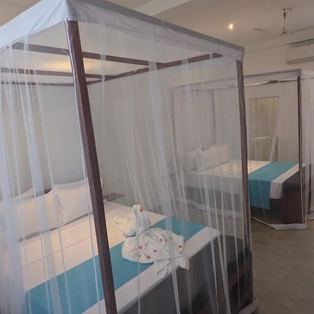 Hiriketiya Hideaway Hotel Dickwella Exterior photo